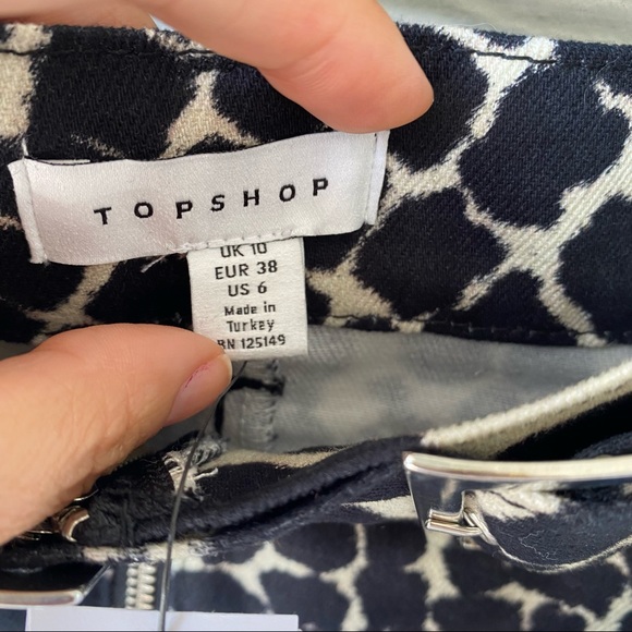 TOPSHOP Giraffe Print Mini Skirt NWT - Picture 4 of 11